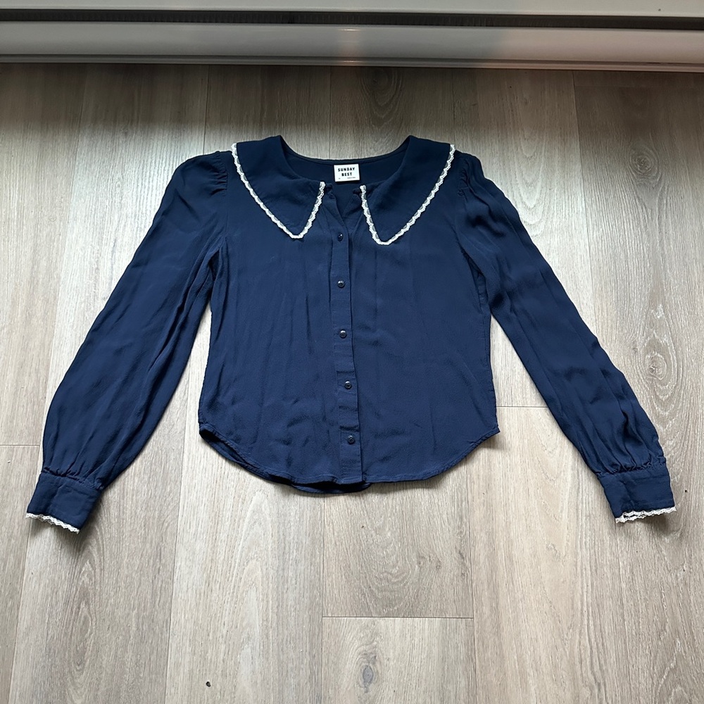 Aritzia Sunday best blue blouse size XS
